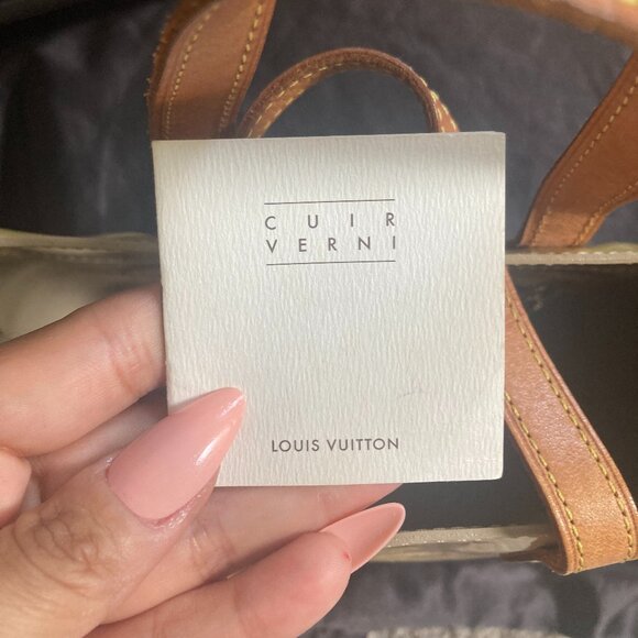 Louis Vuiton Vernis Monogram Reade PM Handbag - Picture 11 of 13